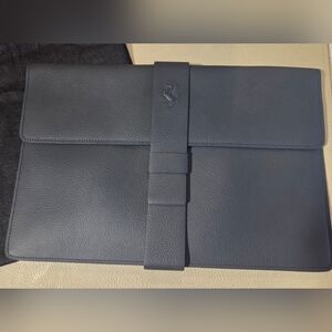 NEW Ferrarix Schedoni Leather document holder